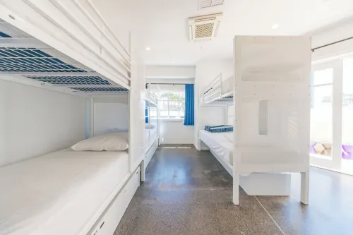 Maze Backpackers - Gold Coast Photos