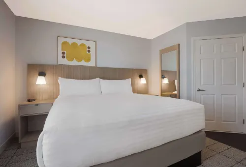 Sonesta Simply Suites Irvine East Foothill Photos