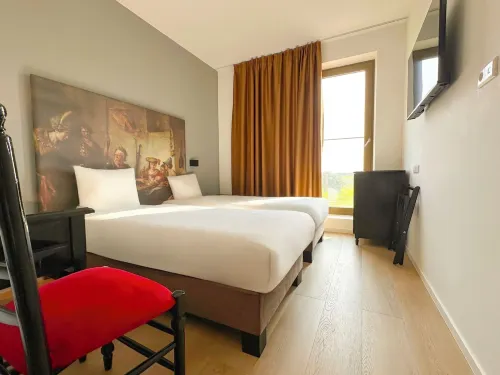 HOTELUX Amsterdam Airport Hotel Chambres Photos