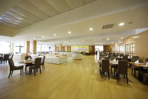 Hotel Donat - All Inclusive Restauration Photos