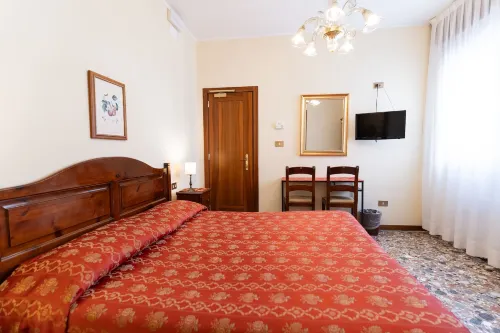 Hotel Tivoli Rooms Photos