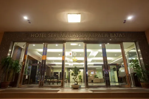 Hotel Seri Malaysia Kepala Batas Eksterior Photos