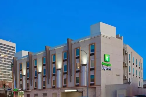 Holiday Inn Express West Los Angeles-Santa Monica Exterior Photos