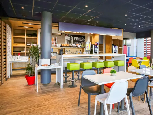 Ibis Budget Saint-Genis-Pouilly Genève Restauration Photos