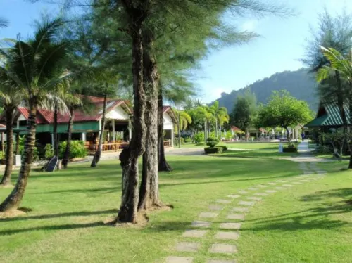 Golden Bay Cottage Dekat Hotel Photos