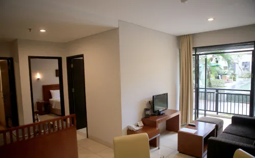 Grand Kuta Hotel and Residence Номера Photos