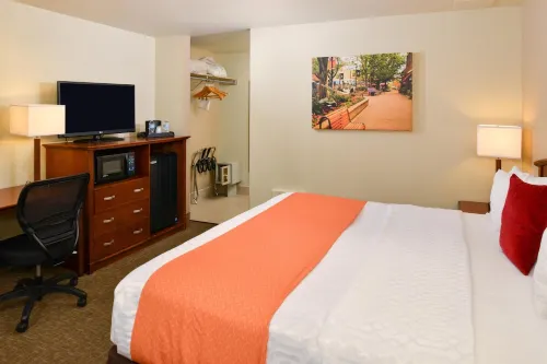 Best Western University Inn Huoneet Photos