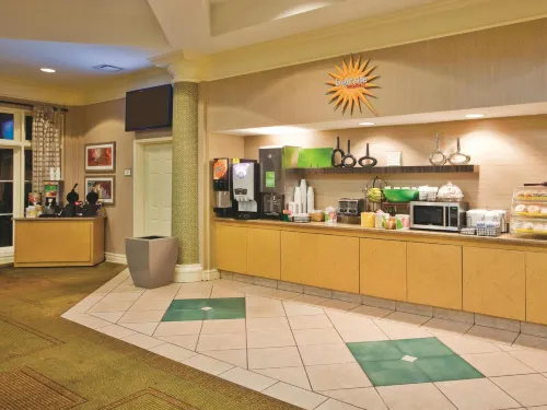 La Quinta Inn & Suites by Wyndham Charlotte Airport South Mahlzeiten Photos