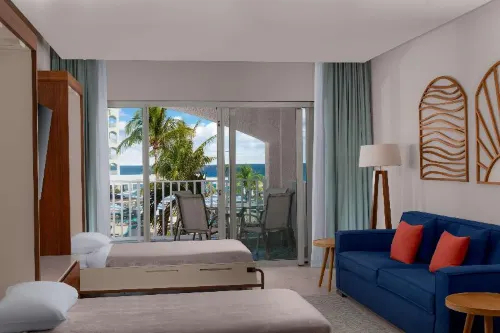 Hilton Cancun Mar Caribe All-Inclusive Resort Rooms Photos
