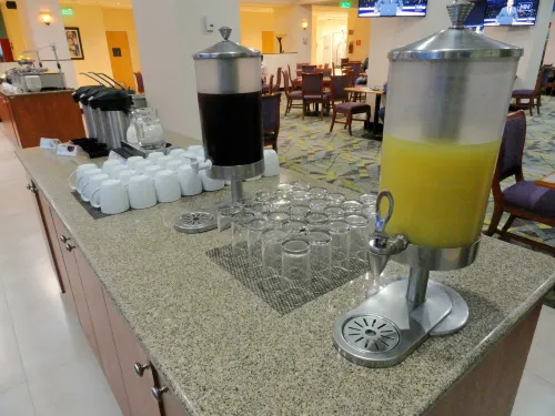 Holiday Inn Express & Suites Toluca Zona Aeropuerto تناول الطعام Photos