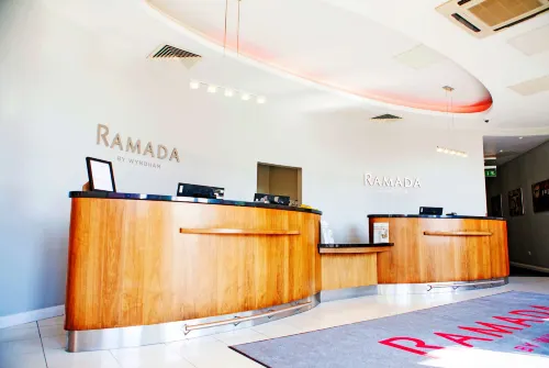 Ramada by Wyndham Belfast City Centre À ne pas manquer Photos