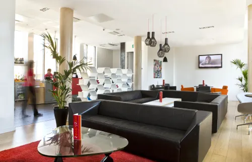 Four Points Flex by Sheraton Cardiff Общественные зоны Photos