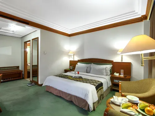 Kusuma Sahid Prince Hotel Solo Rum Photos