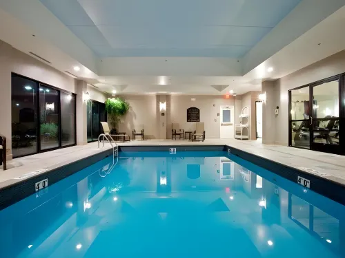 Holiday Inn Express & Suites Newport News Loisirs et amusements Photos
