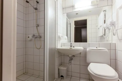 F2 Hotel Camere Photos
