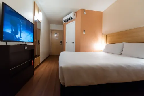 ibis Porto Alegre Moinhos de Vento Zimmer Photos