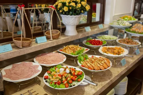 Adaline Hotel and Suite Ăn uống Photos