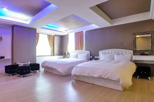 Happiness Skyline Hotel Photos