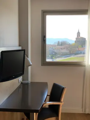Holiday Inn Express Vitoria Rooms Photos