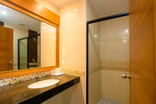 Sungthong Kamala Beach Resort Zimmer Photos
