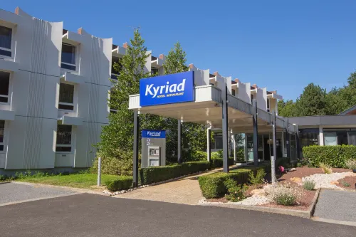 hôtel KYRIAD Montchanin Le Creusot Extérieur Photos