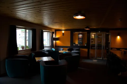 Eiger Lodge Chic Espaces publics Photos