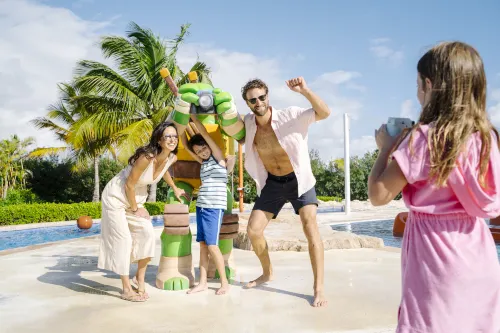 Nickelodeon Hotels & Resorts Punta Cana by Karisma Рядом с отелем Photos