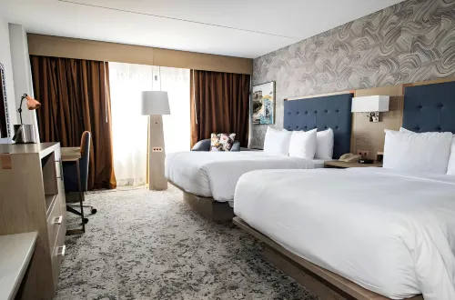 DoubleTree by Hilton Poughkeepsie, NY Huoneet Photos