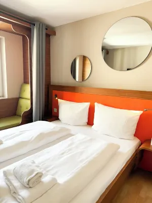 Hotel Sendlinger Tor Kamar Photos