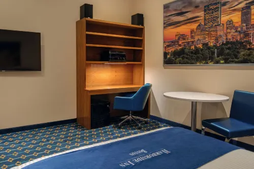 Harborside Inn Rooms Photos