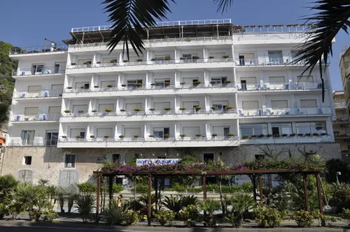 Hotel Panorama Exterior Photos