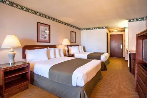 Ebb Tide Oceanfront Inn Photos