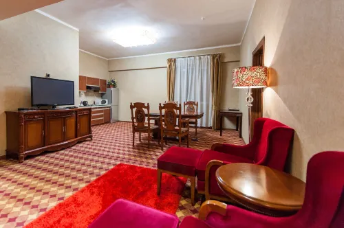 UB City Hotel Zimmer Photos