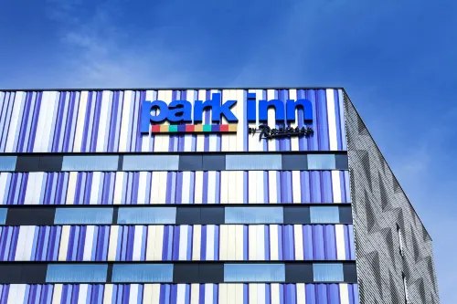 Park Inn by Radisson Leuven Exterior Photos