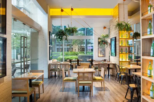 Somerset Berlian Jakarta Makanan Photos