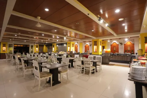 Woraburi Phuket Resort & Spa Restauration Photos
