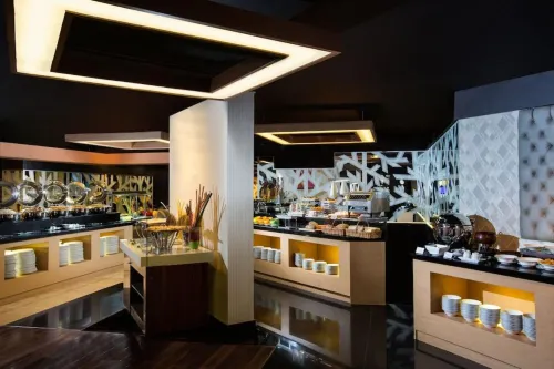 Horison Ultima Suite & Residences Rasuna Jakarta Dining Photos