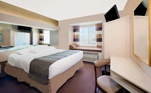 Microtel Inn & Suites by Wyndham Joplin Rooms Photos