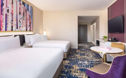 Las Vegas Hilton at Resorts World Rooms Photos