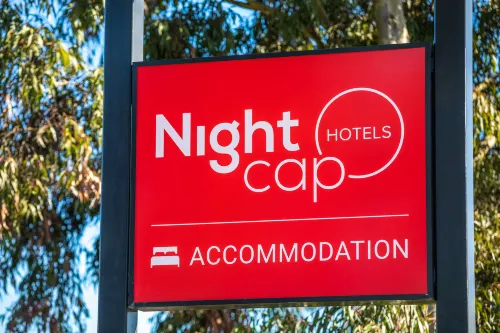 Nightcap at Ferntree Gully Hotel Motel Photos