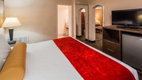 Best Western Plus Galleria Inn  Suites Rooms Photos