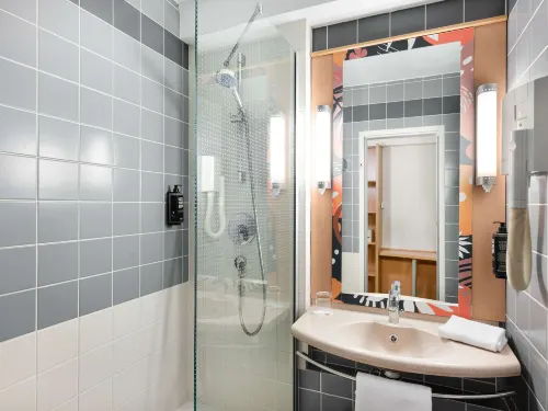 Ibis Budapest Heroes Square Номера Photos