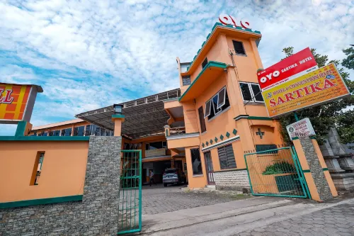Sartika Hotel Mitra RedDoorz Pati Extérieur Photos