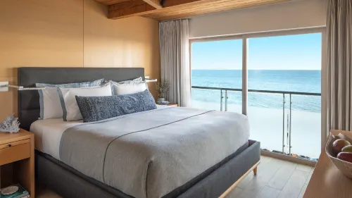 Malibu Beach Inn Kamar Photos