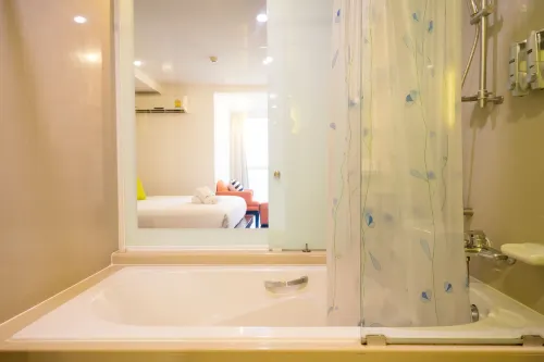 Nice Residence Hotel Bangkok Huoneet Photos