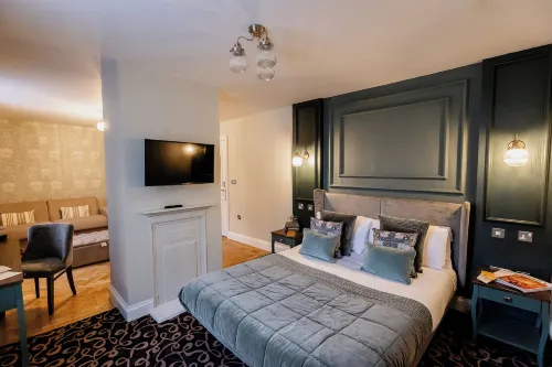 Halifax Hall Rooms Photos