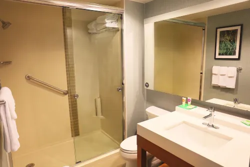 Hyatt Place Austin Airport Rooms Photos
