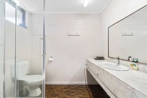 Baronga Motor Inn Photos