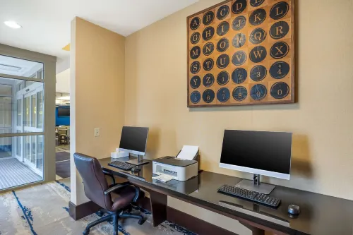 Best Western Plus University Park Inn  Suites Espaces Affaires Photos