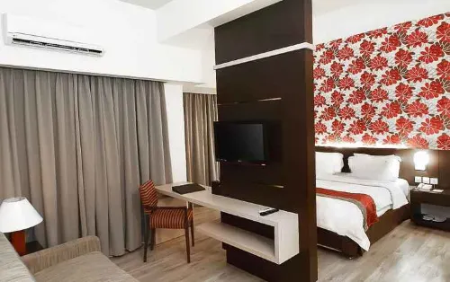 Solo Paragon Hotel & Residence Phòng Photos